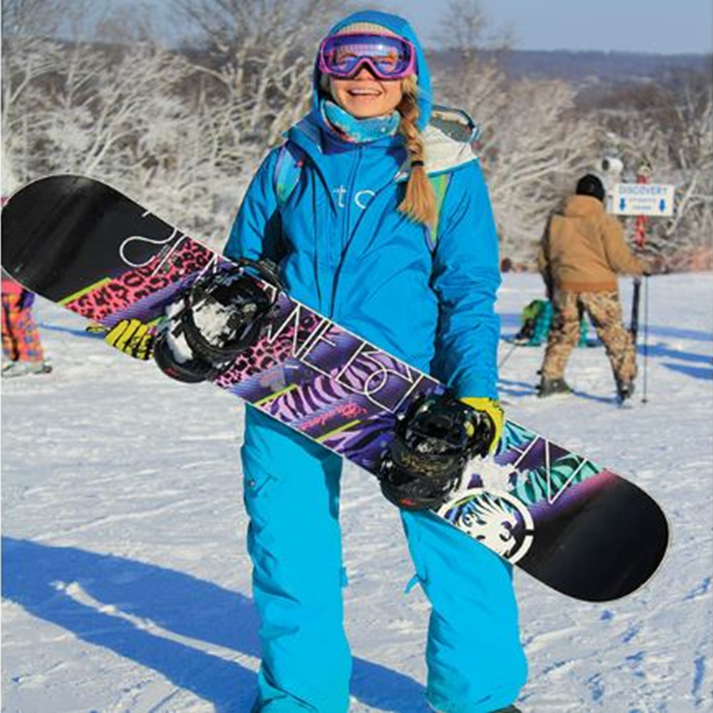Snowboarder